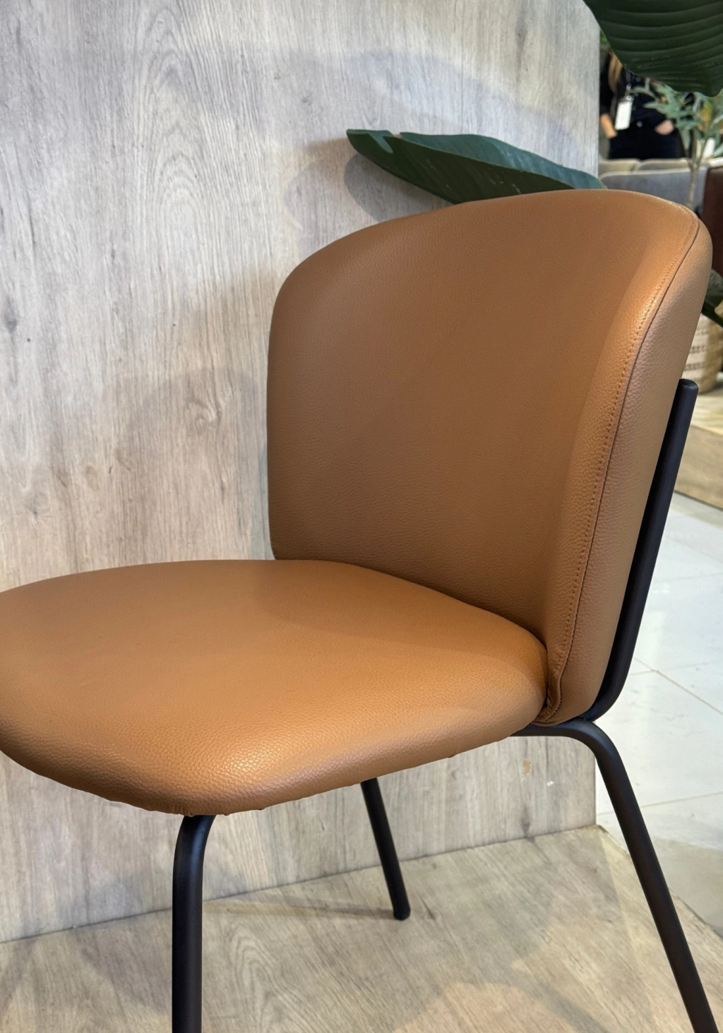 Silla Logan Ecocuero - Set 2 unidades